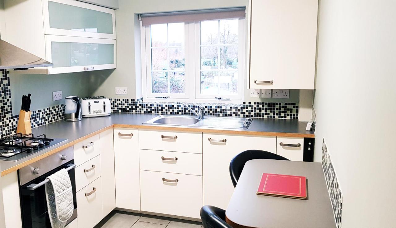 The Views For Families, Business, Tourists Apartment