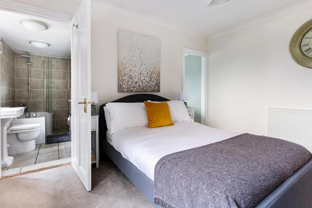 The Views For Families, Business, Tourists Maidenhead